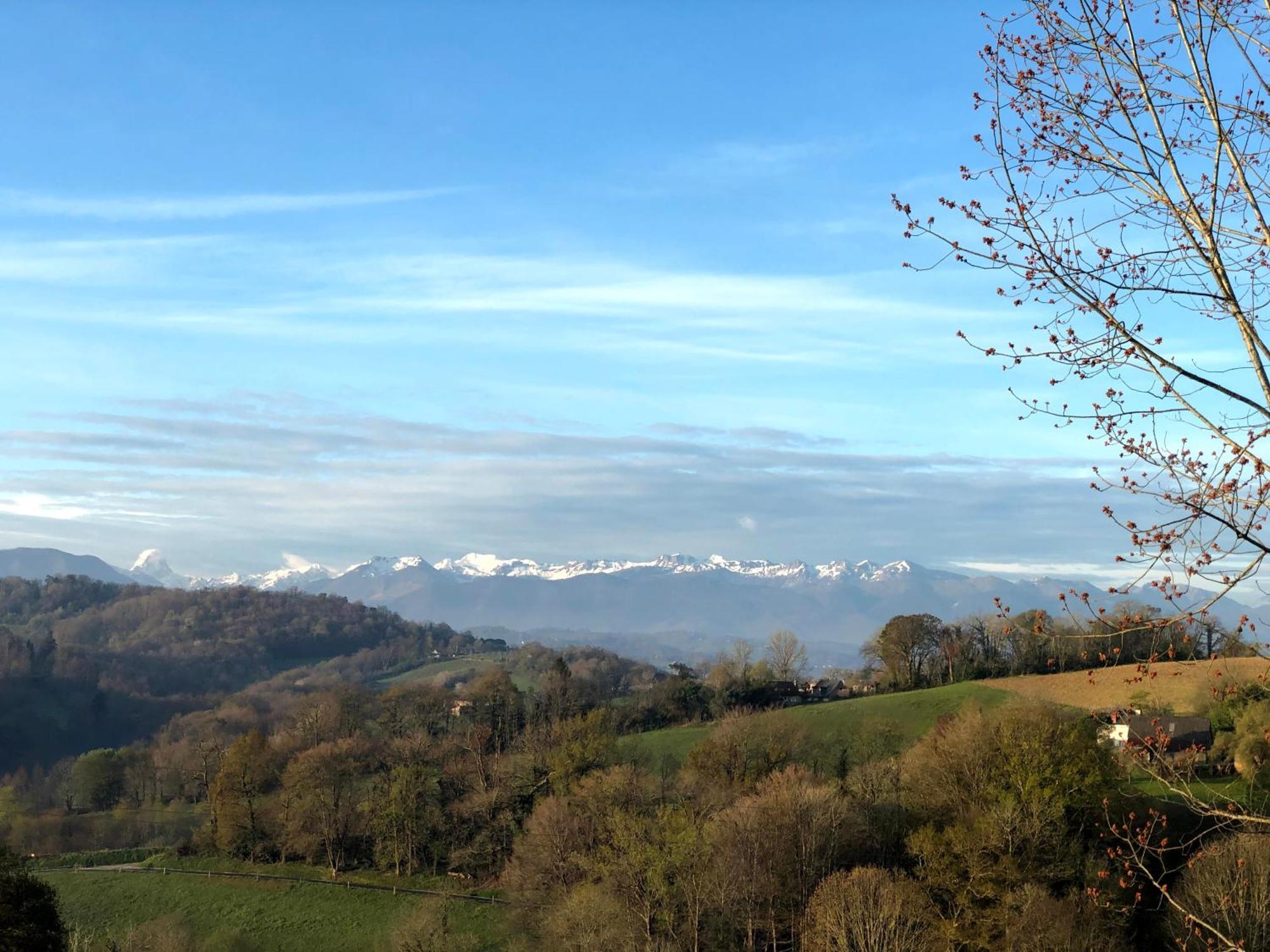 شقة Poulou Pyrenees Gelos المظهر الخارجي الصورة